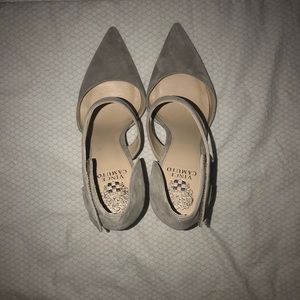 Worn once* Vince Camuto high heels size 8.5